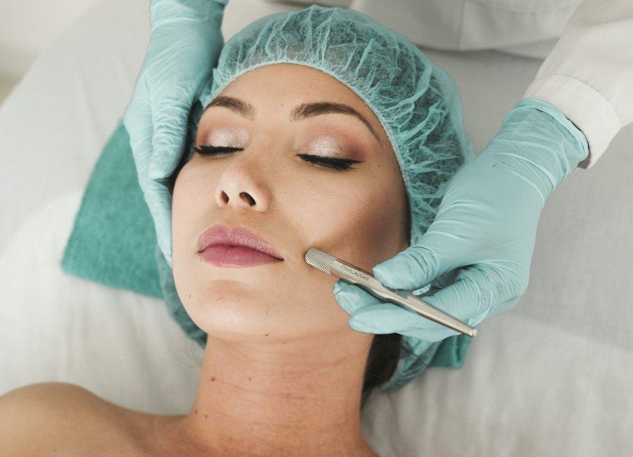 Soin hydrofacial à Charenton-le-Pont